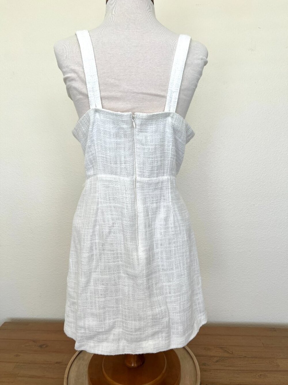 Abercrombie & Fitch - White Textured - Strap Dress - Size Large - Picture 6 of 11